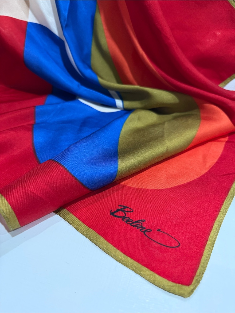 Beeline Vintage acetate Red & Blue Silk Feel Scarf 🧣 30” square